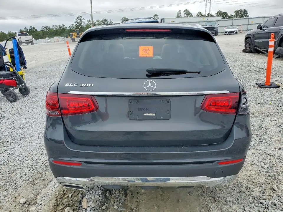 2020 MERCEDES-BENZ GLC 300  