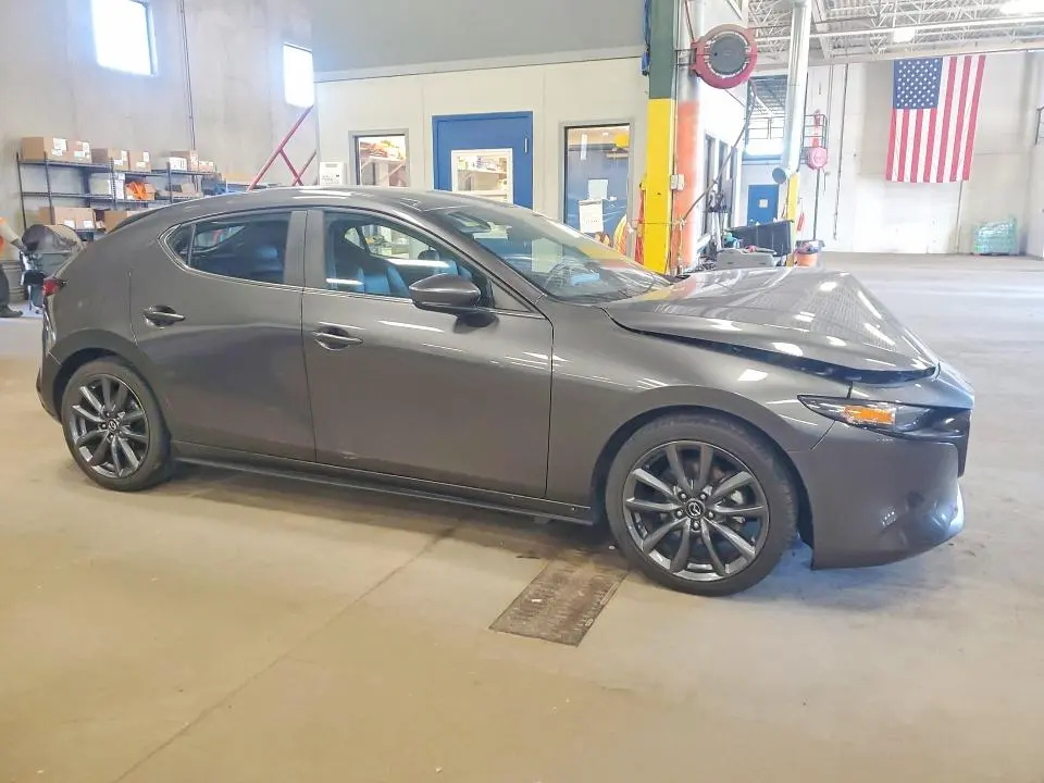 2019 MAZDA 3   