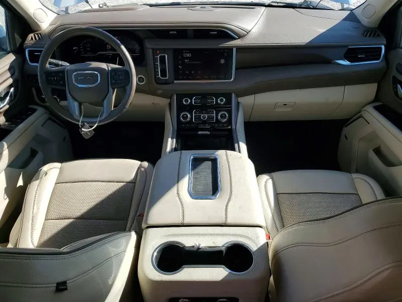 2022 GMC YUKON   