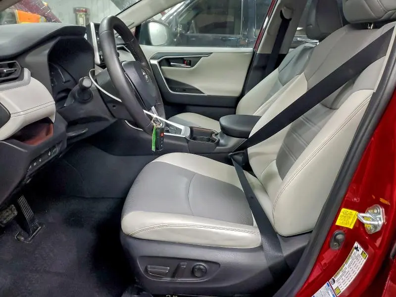 2021 TOYOTA RAV4 LIMITED  