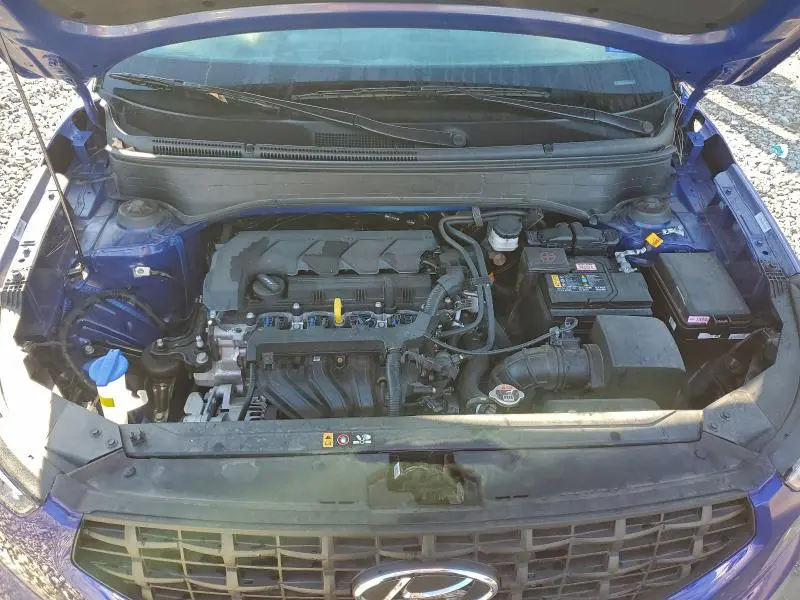 2025 HYUNDAI VENUE SE  