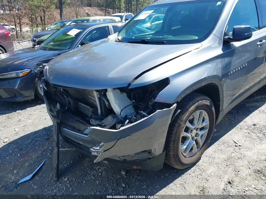 2018 CHEVROLET TRAVERSE LS
