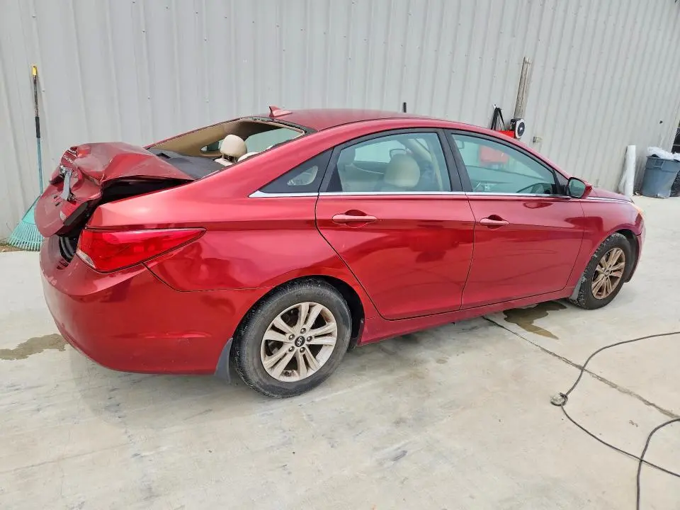 2013 HYUNDAI SONATA GLS  