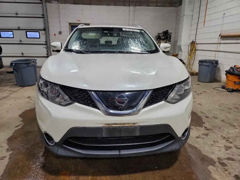 2017 NISSAN ROGUE SPORT S  