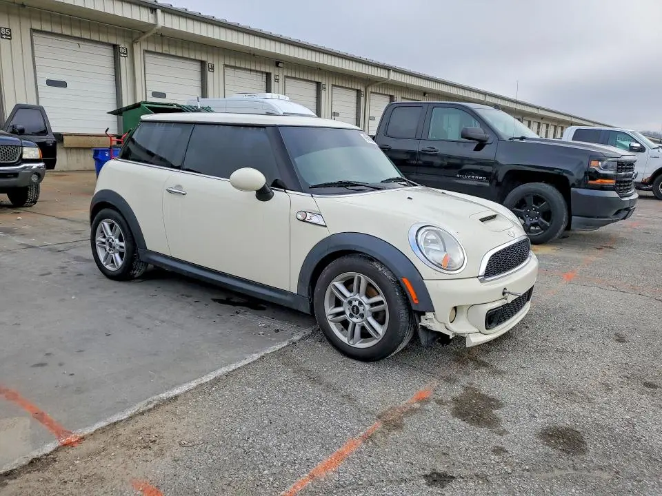 2012 MINI COOPER S  