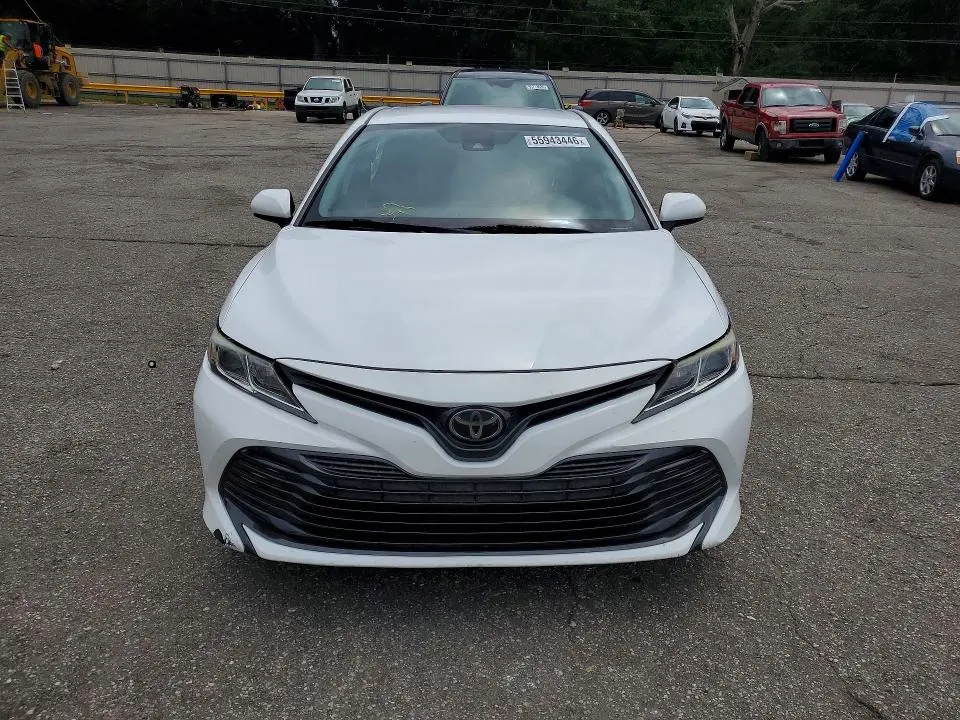 2019 TOYOTA CAMRY LE  