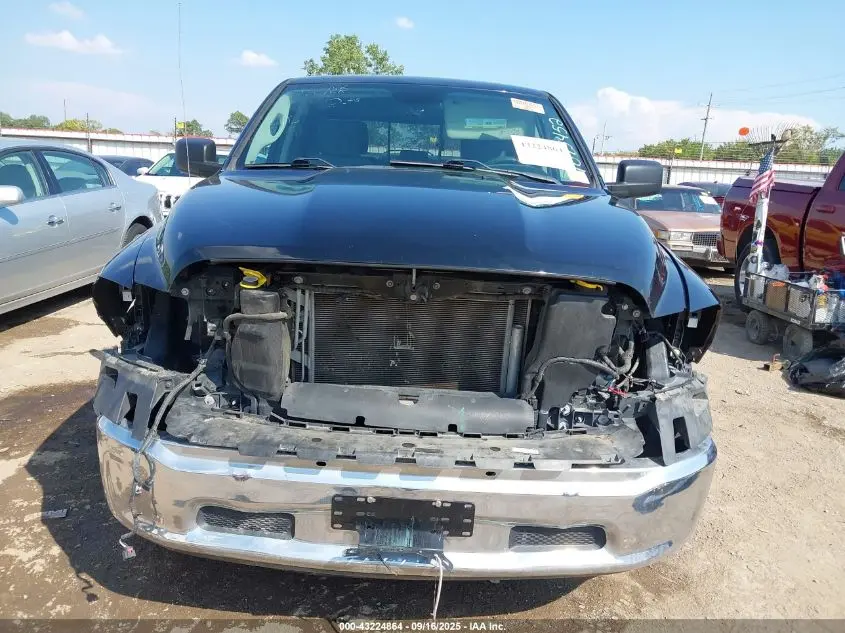 2020 RAM 1500 CLASSIC SLT  4X2 6'4 BOX