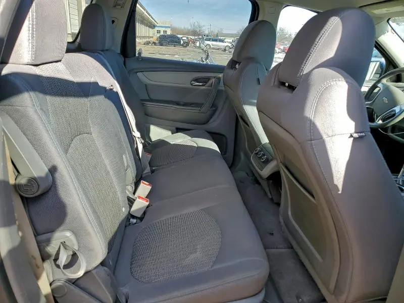 2014 CHEVROLET TRAVERSE LT  