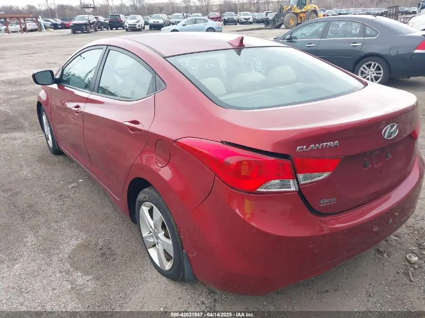 2013 HYUNDAI ELANTRA GLS