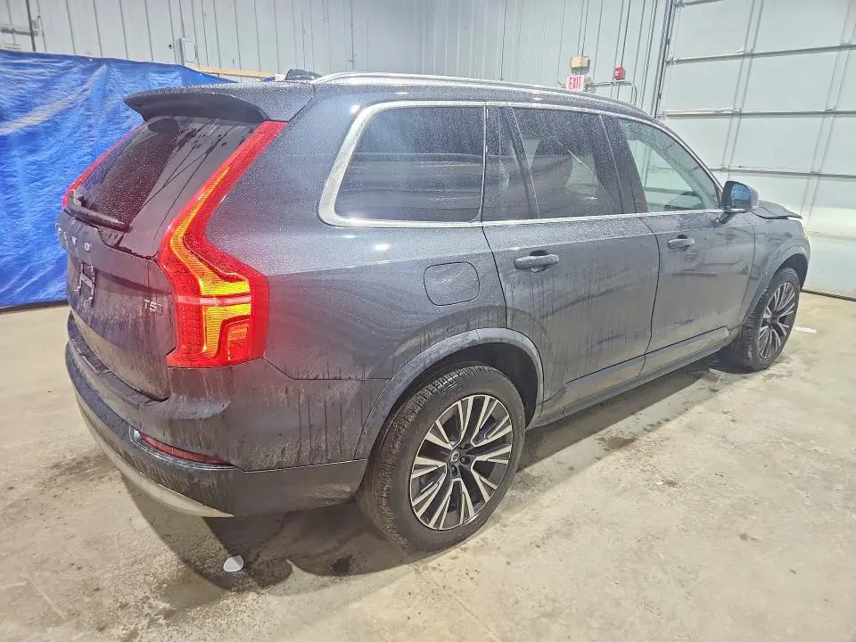 2022 VOLVO XC90 T5 MOMENTUM  