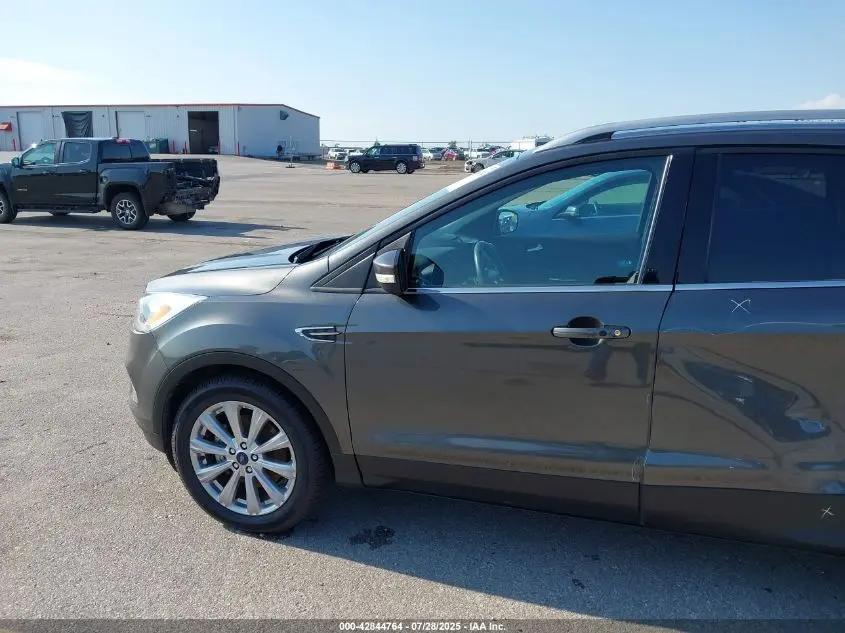 2017 FORD ESCAPE TITANIUM