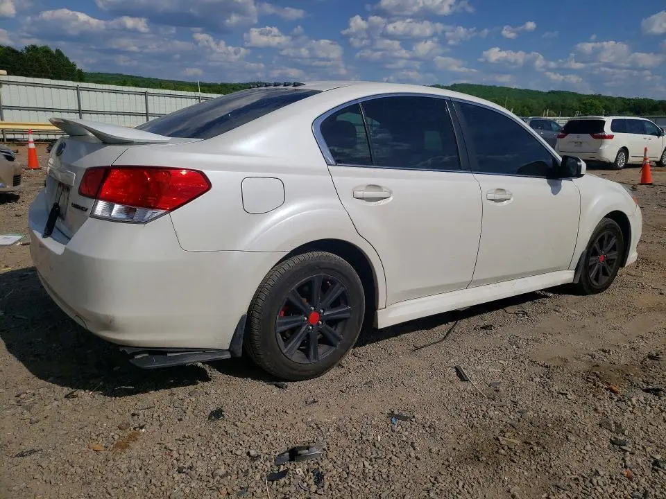 2010 SUBARU LEGACY 2.5I PREMIUM  