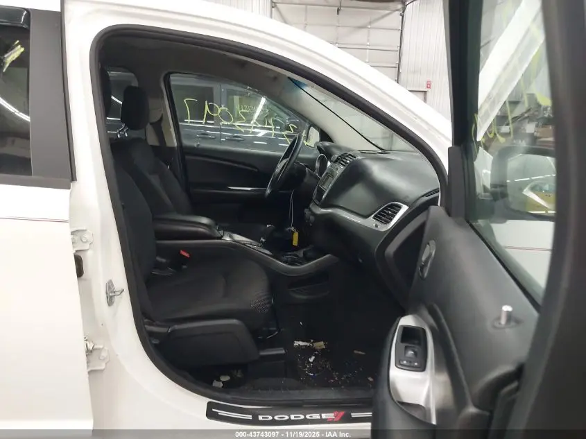 2016 DODGE JOURNEY SXT