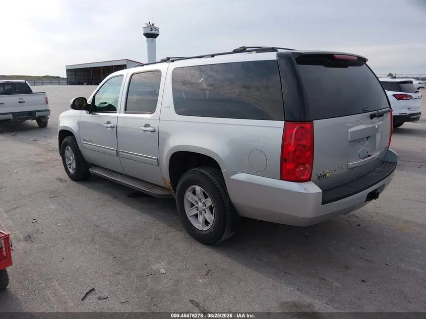 2013 GMC YUKON XL 1500 SLT