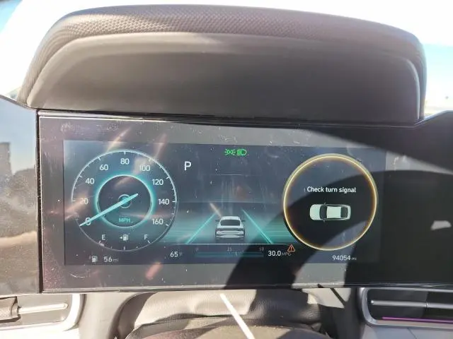 2022 HYUNDAI ELANTRA LIMITED  