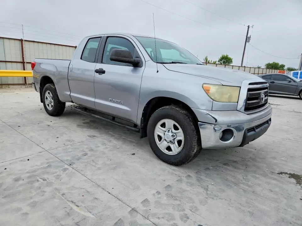 2010 TOYOTA TUNDRA DOUBLE CAB SR5  