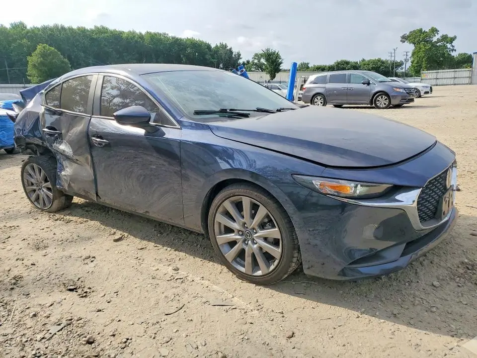 2023 MAZDA 3 SELECT  