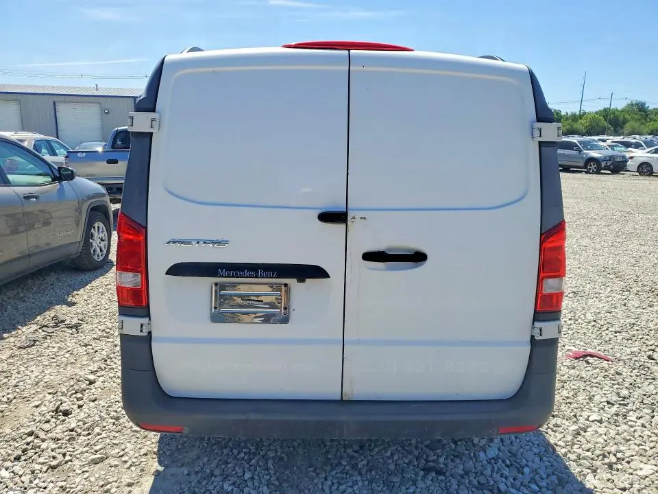2016 MERCEDES-BENZ METRIS   