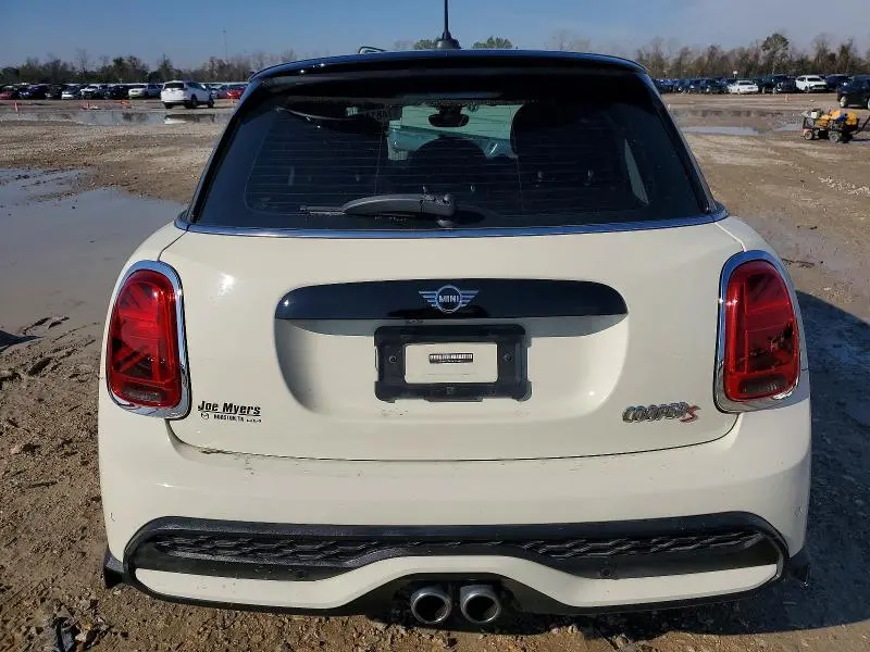 2023 MINI COOPER S  
