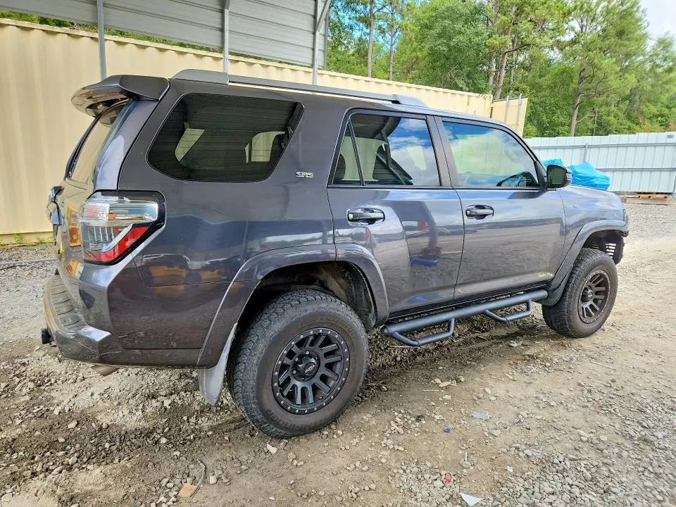 2016 TOYOTA 4RUNNER SR5  
