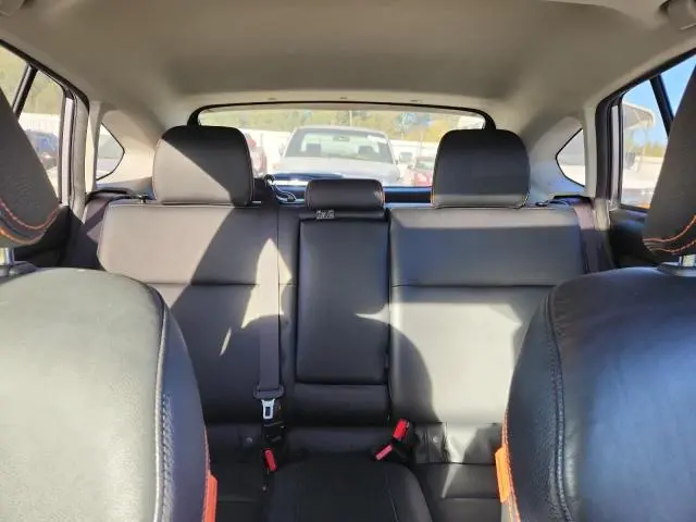 2016 SUBARU CROSSTREK LIMITED  