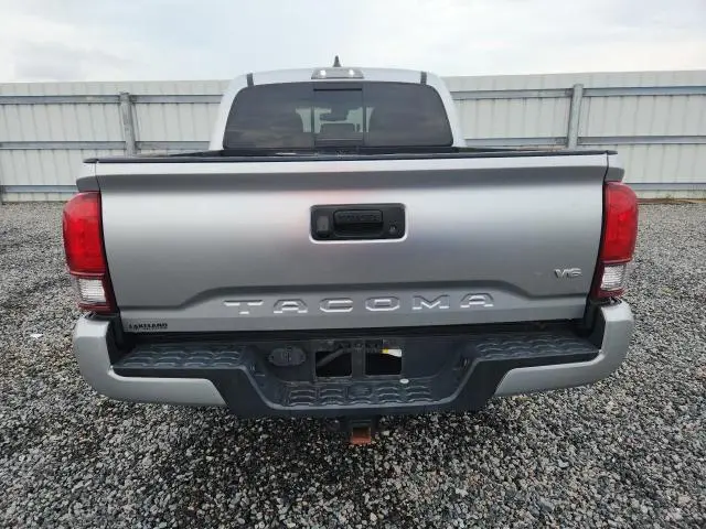 2022 TOYOTA TACOMA SR5 V6  