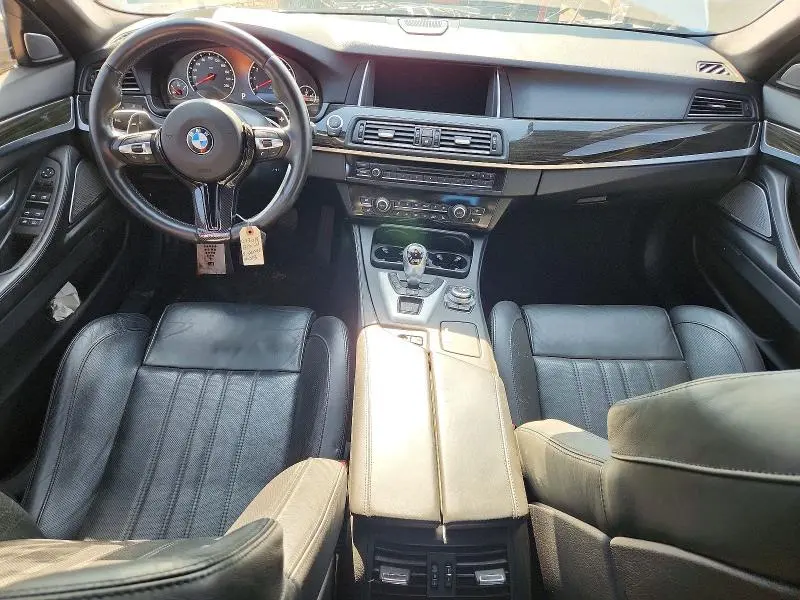 2013 BMW M5   