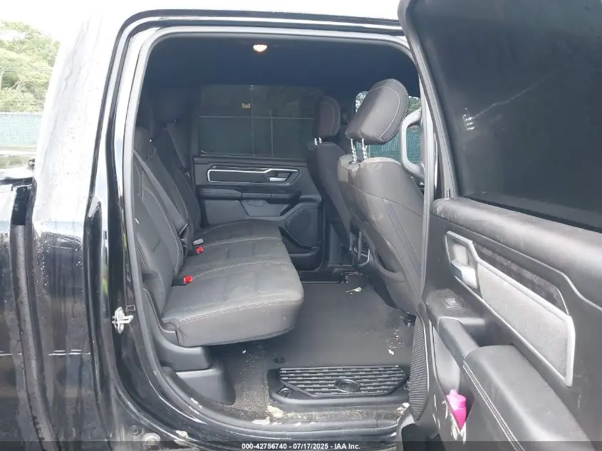 2023 RAM 1500 BIG HORN  4X4 5'7 BOX