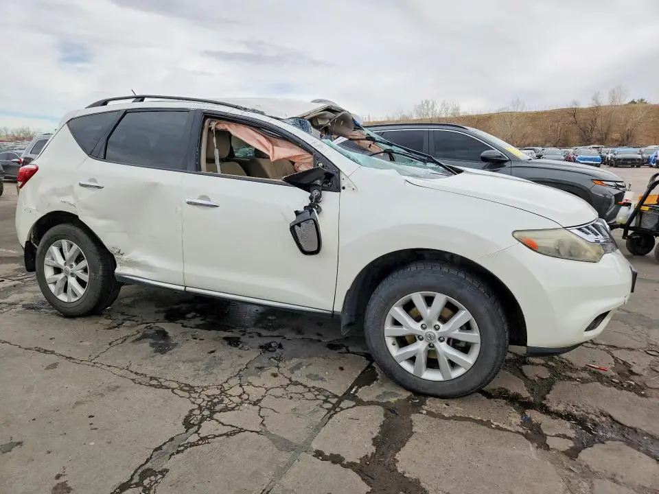 2014 NISSAN MURANO SV  