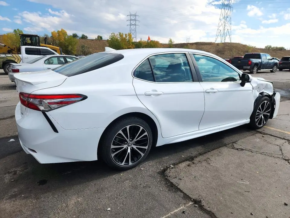 2019 TOYOTA CAMRY   