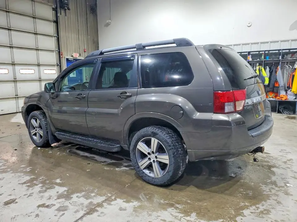 2010 MITSUBISHI ENDEAVOR SE  