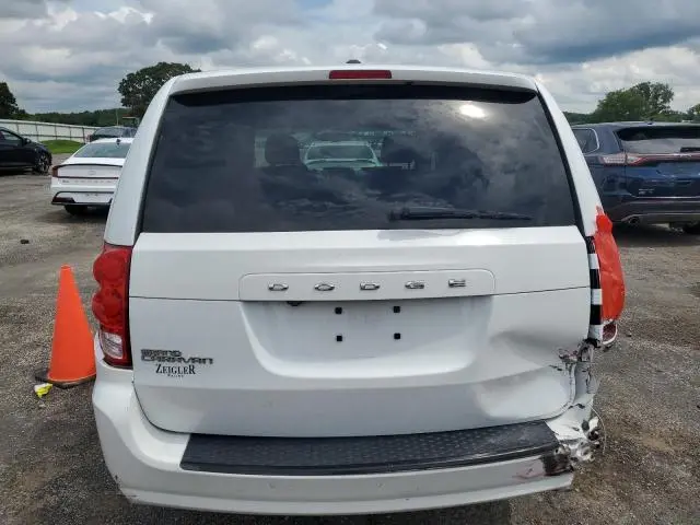 2017 DODGE GRAND CARAVAN SE  