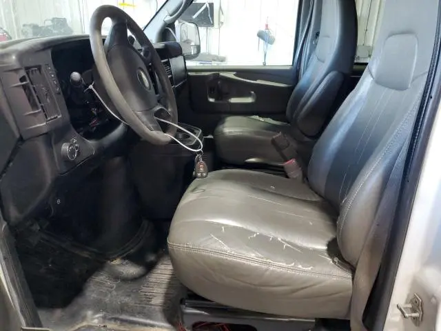 2012 CHEVROLET EXPRESS G2500 LS  