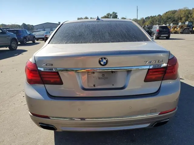 2013 BMW 740 LXI  