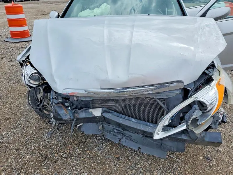 2012 CHRYSLER 200 LX  