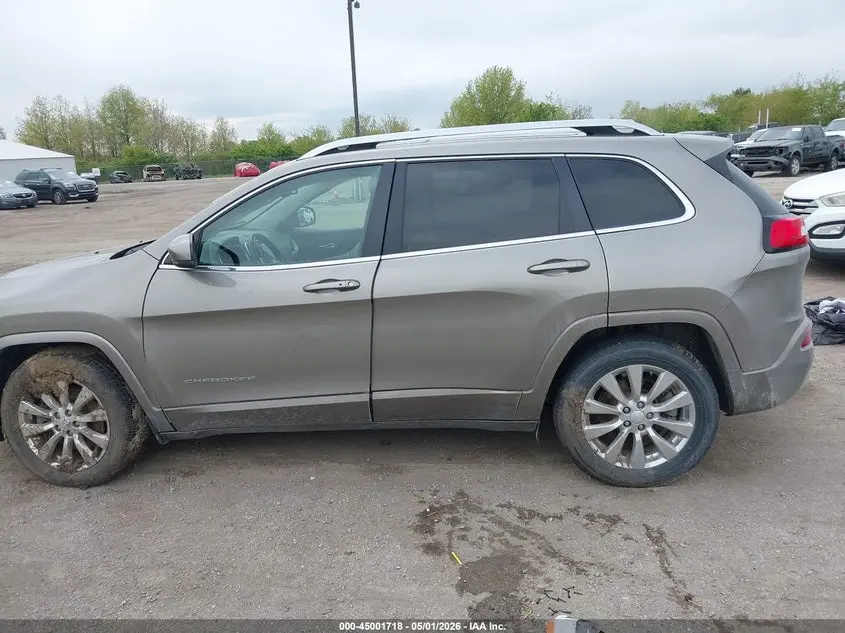 2017 JEEP CHEROKEE OVERLAND 4X4
