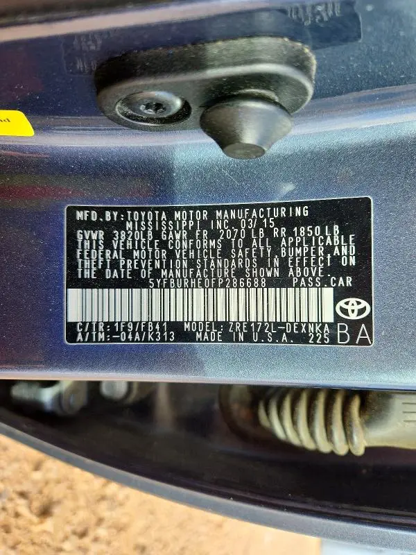 2015 TOYOTA COROLLA LE  