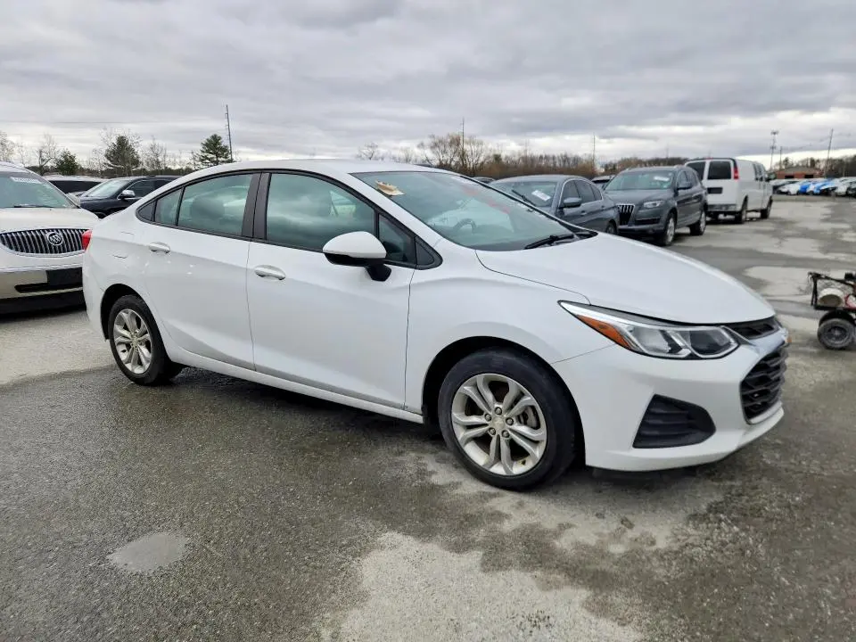 2019 CHEVROLET CRUZE LS  