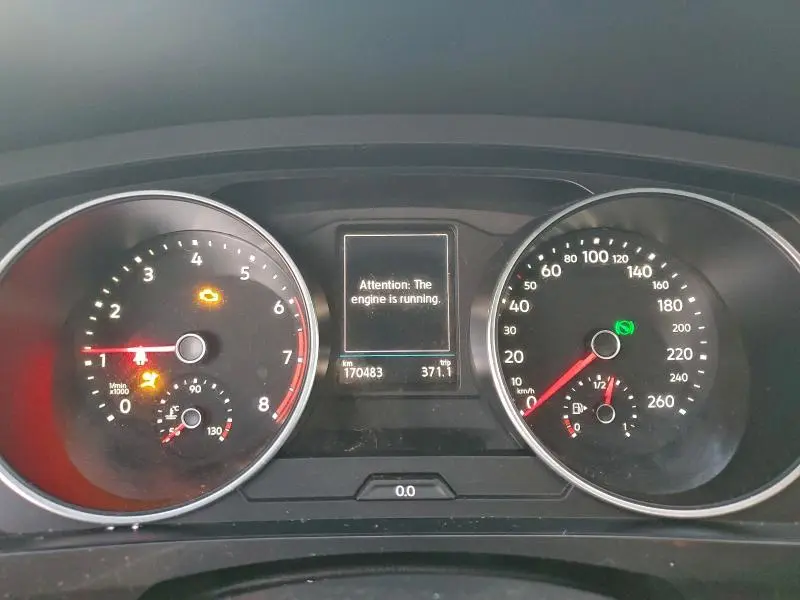 2018 VOLKSWAGEN TIGUAN SE  