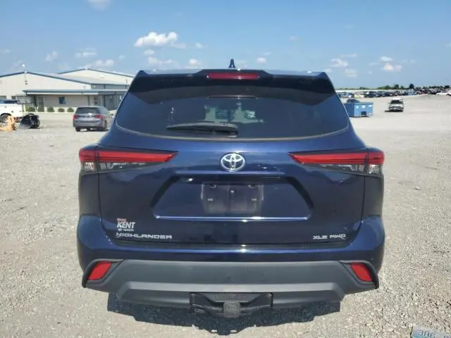 2020 TOYOTA HIGHLANDER XLE  