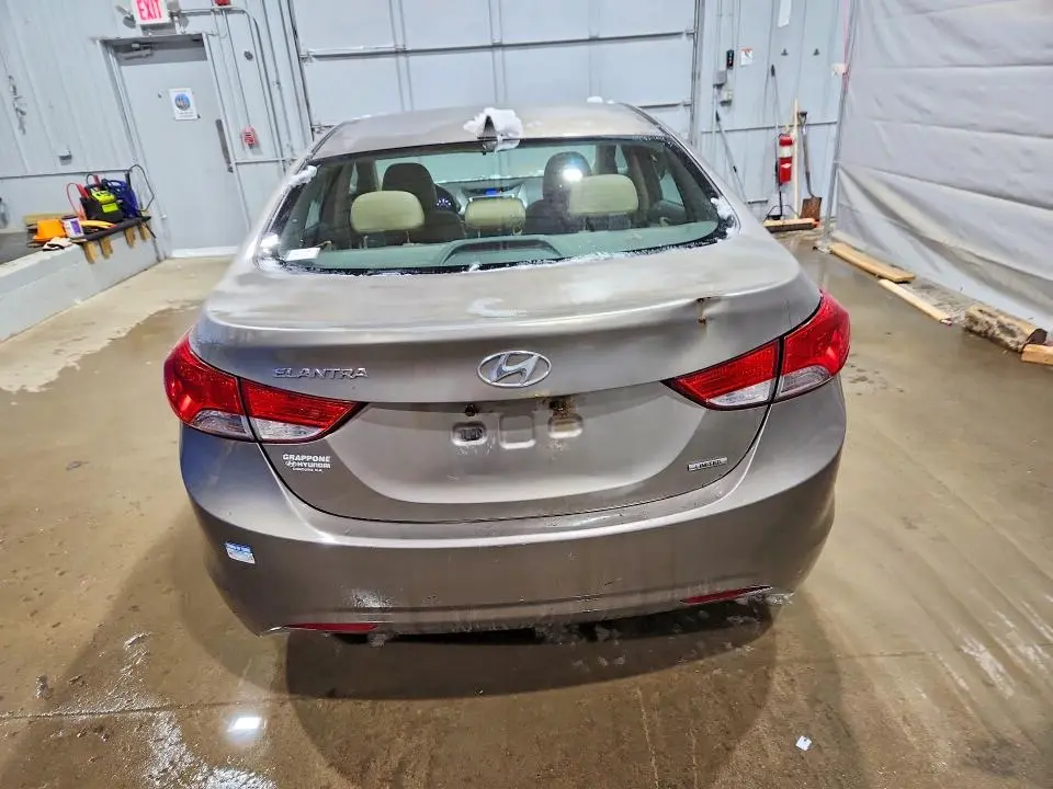 2011 HYUNDAI ELANTRA LIMITED  