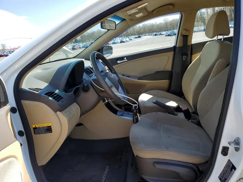 2013 HYUNDAI ACCENT GLS  