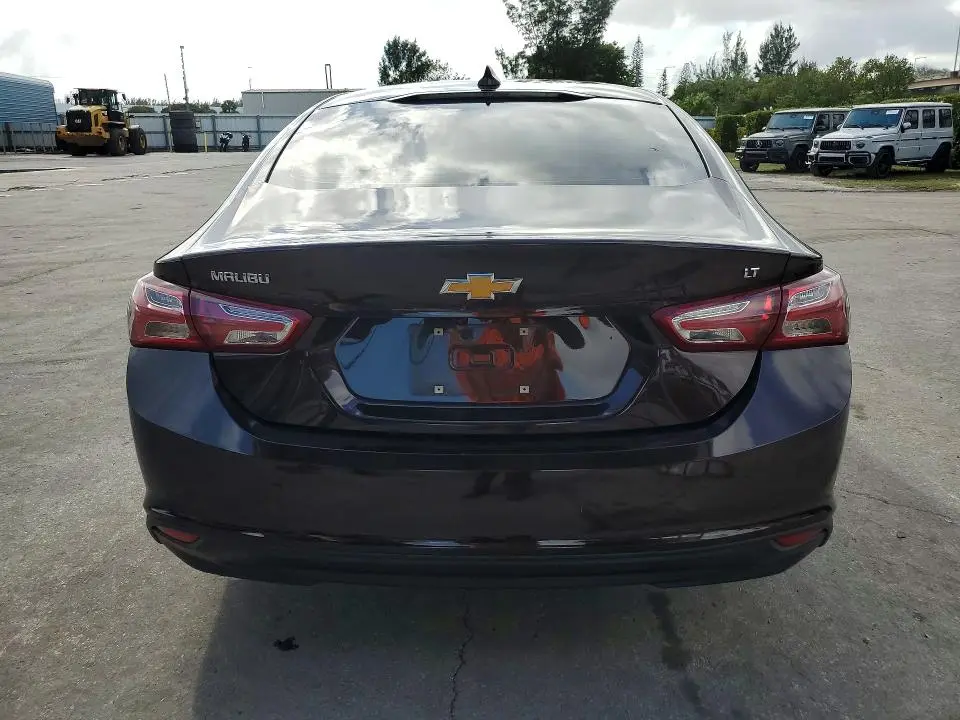 2021 CHEVROLET MALIBU LT  