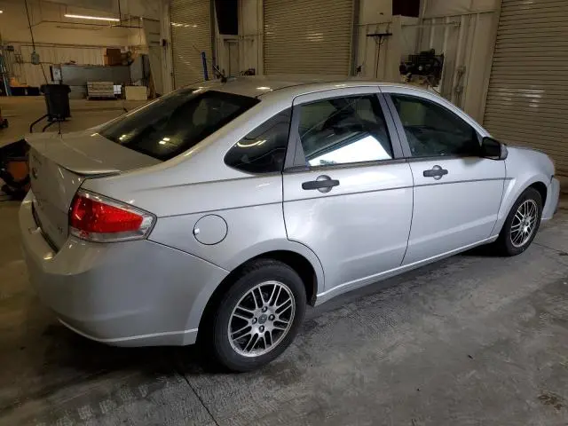 2010 FORD FOCUS SE  