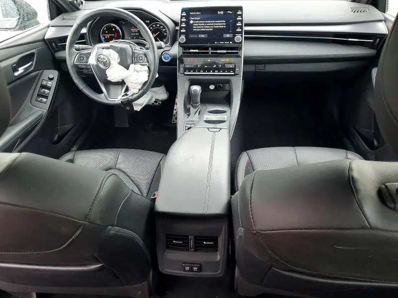 2020 TOYOTA AVALON XSE  