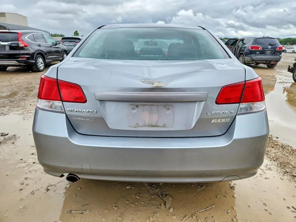 2011 SUBARU LEGACY 2.5I PREMIUM  