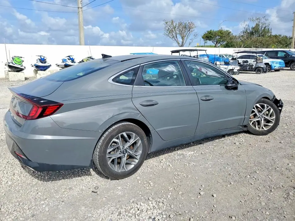 2022 HYUNDAI SONATA SEL  