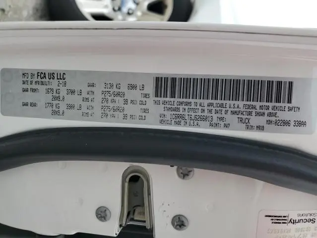 2018 RAM 1500 SLT  