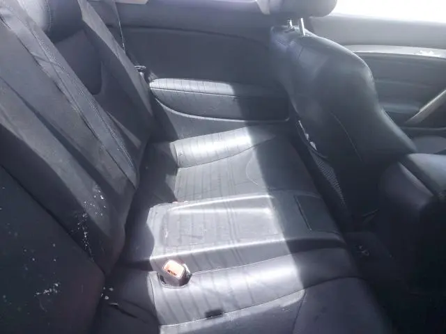 2011 INFINITI G37   
