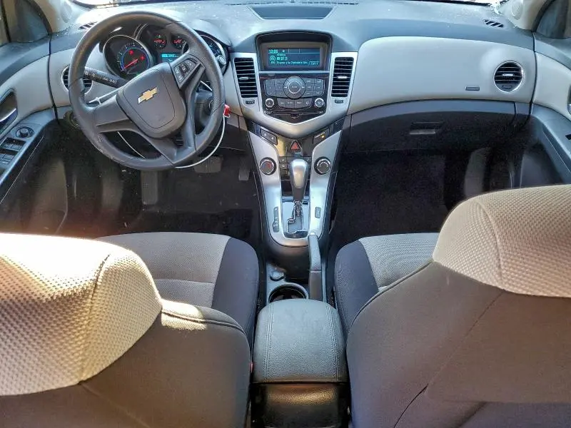 2013 CHEVROLET CRUZE LS  